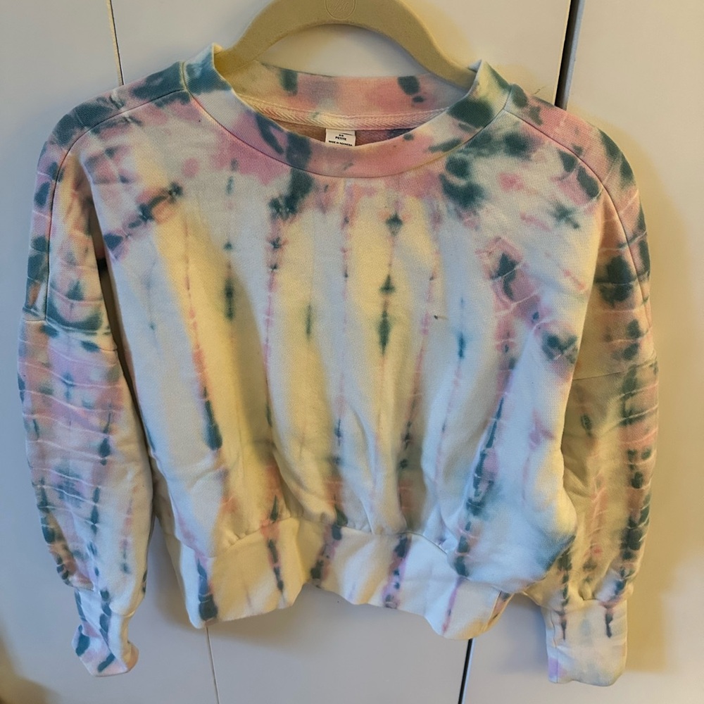 OLD NAVY
Petite XS Cropped Fitted Crewneck Sweatshirt